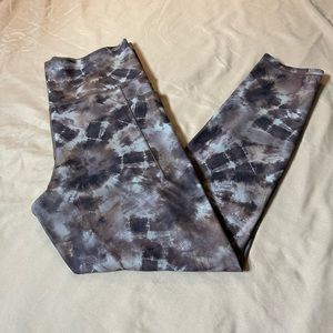 Athleta Salutation Stash Leggings